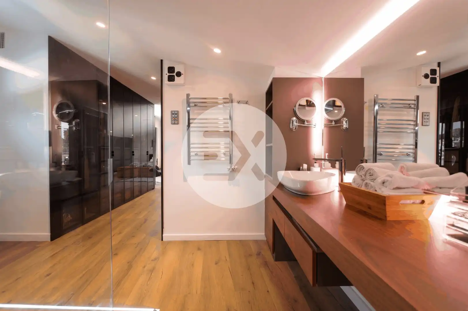 Bathroom of Houses for sale in Castelldefels  with Air Conditioner, Heating and Private garden