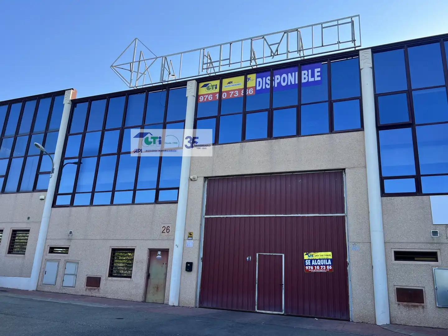 Fabrikhallen zur Miete in Alfajarín