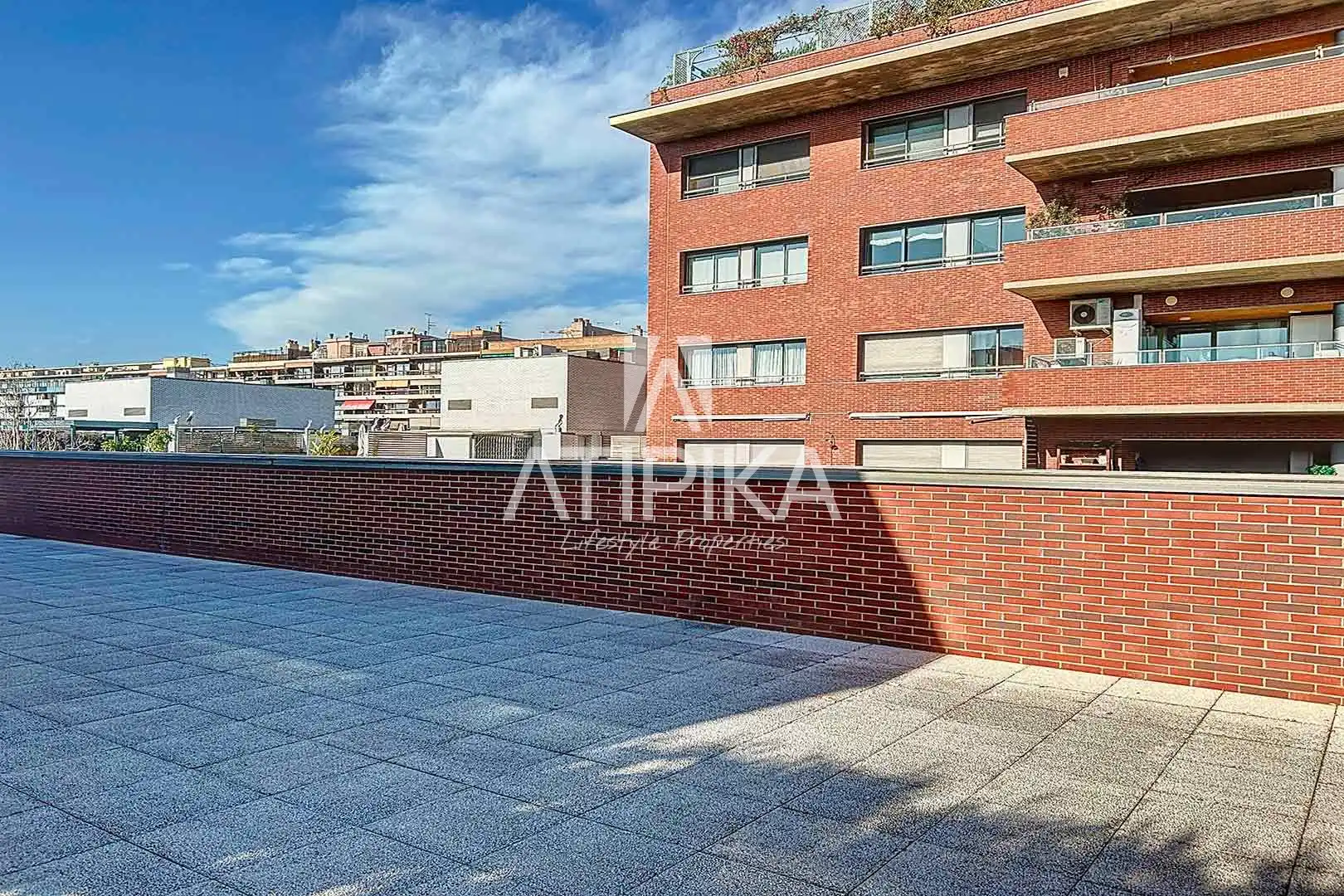 Ático de alquiler en Les Tres Torres