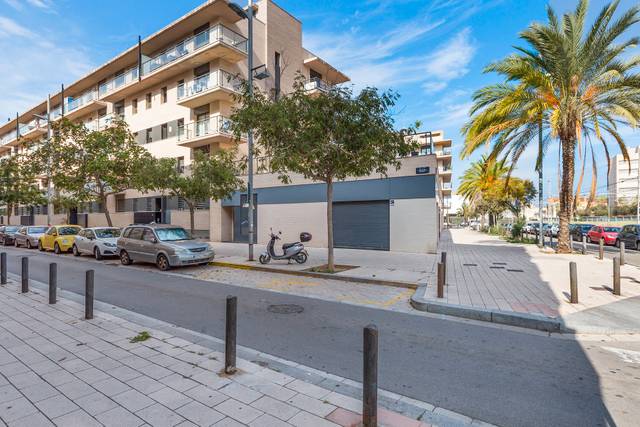 Garaje en Venta en Carrer de la Indústria en Port