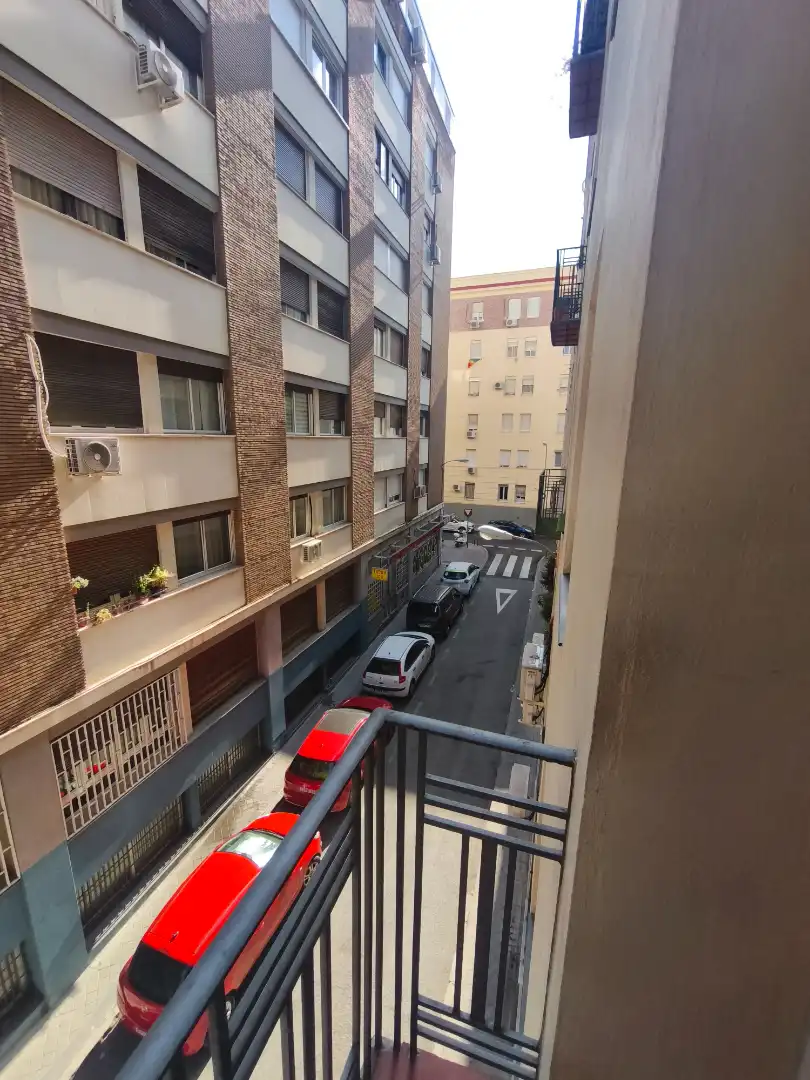 Vista exterior de Estudi de lloguer en Madrid amb Aire condicionat, Calefacció i Moblat