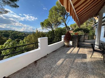 Villa con piscina in vendita a Calle Calle Puerto Artafi 6