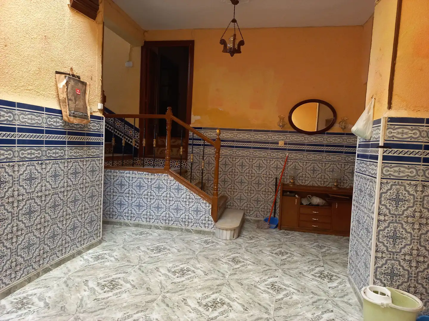 CASA EN CASCO ANTIGUO CON COCHERA, immagine 5