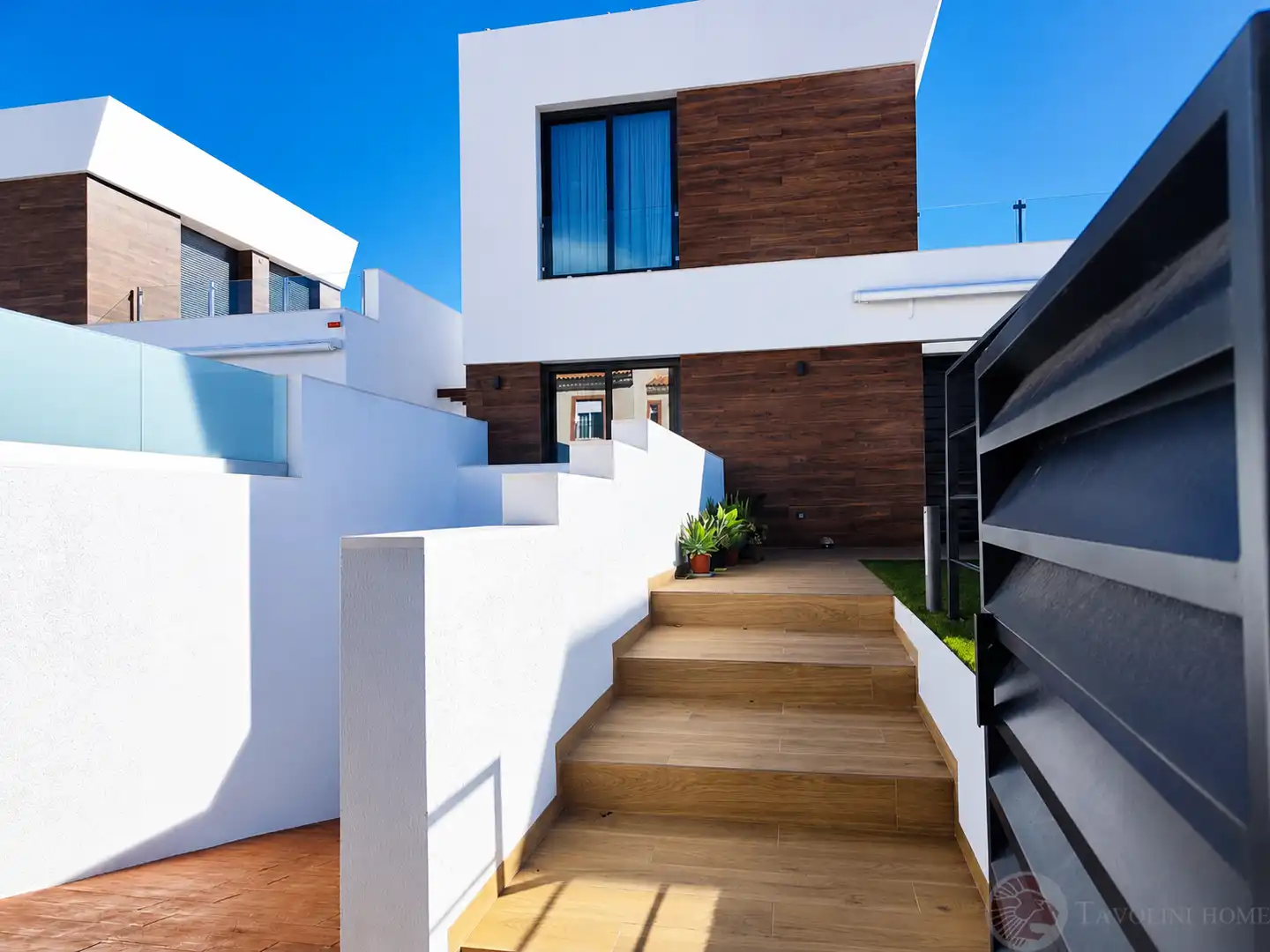 Vista exterior de Casa o xalet en venda en El Campello amb Aire condicionat, Terrassa i Traster