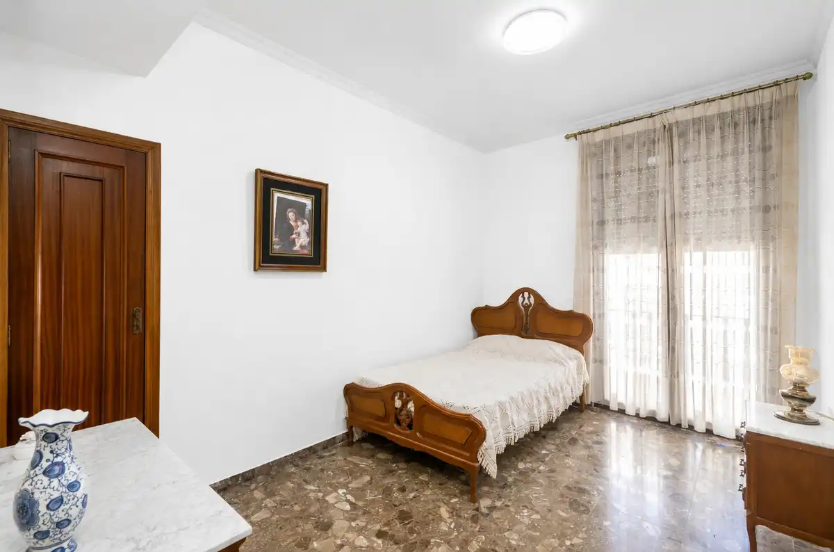 Bedroom of Flat for rent in Dénia  with Heating