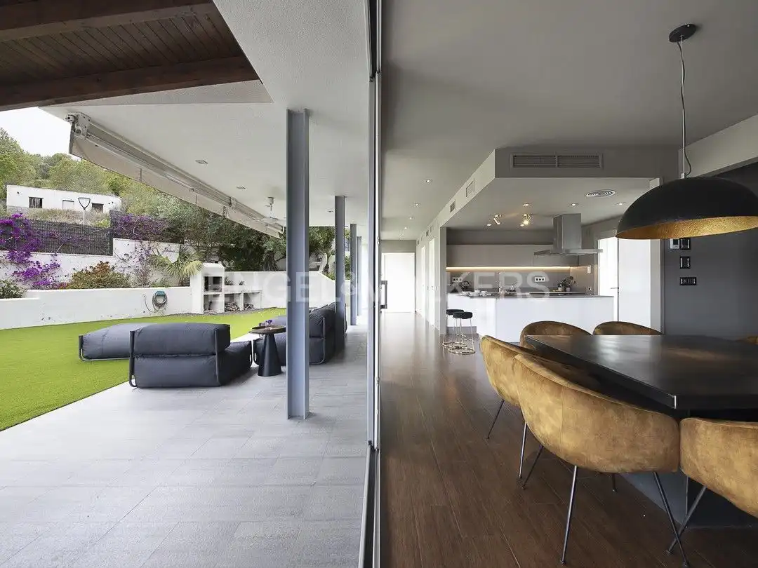 Sala de estar de Casa o chalet en venta en Sant Pere de Ribes con Aire acondicionado, Calefacción y Jardín privado