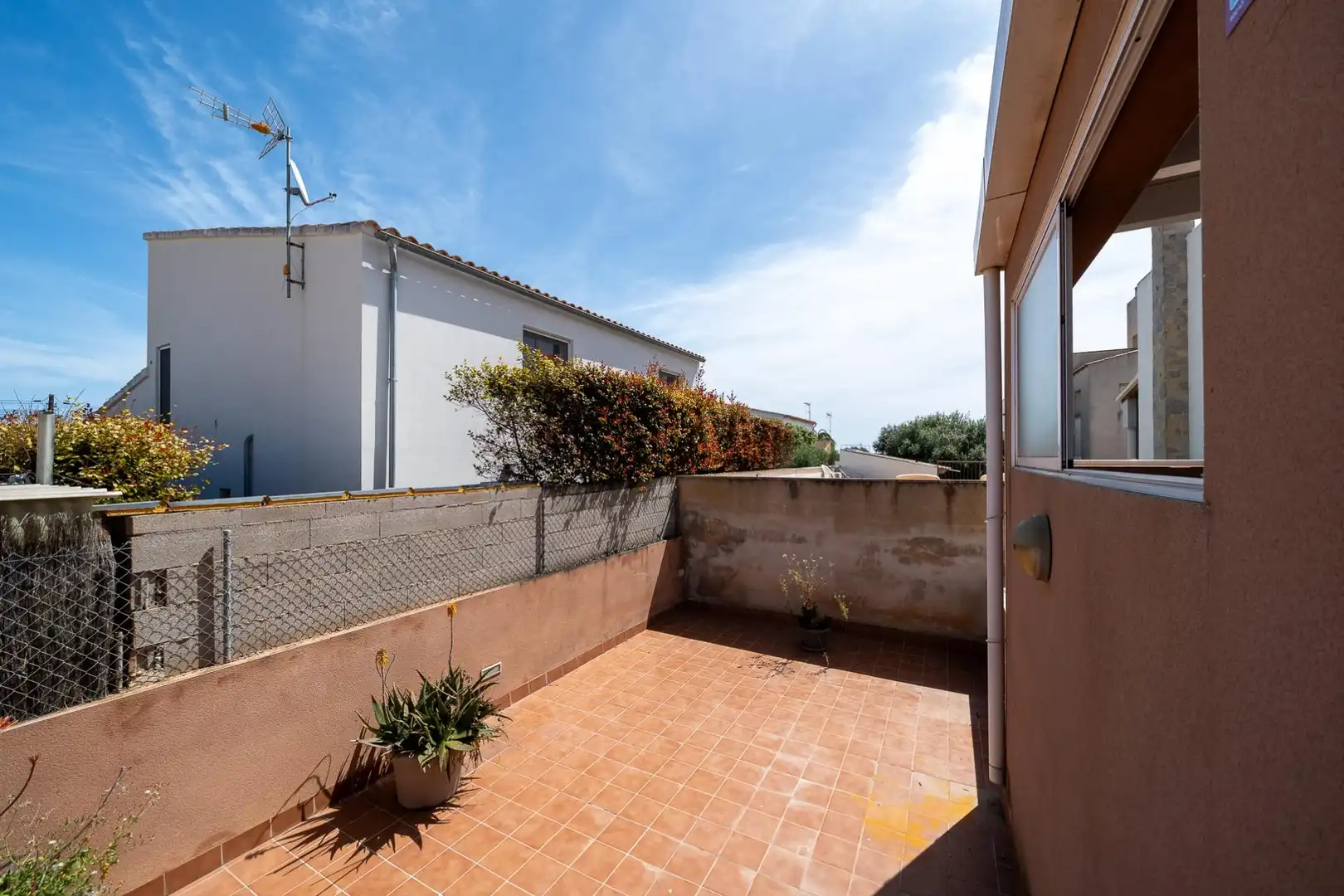 Terrasse von Einfamilien-Reihenhaus zum Verkauf in Felanitx mit Klimaanlage, Terrasse und Abstellraum