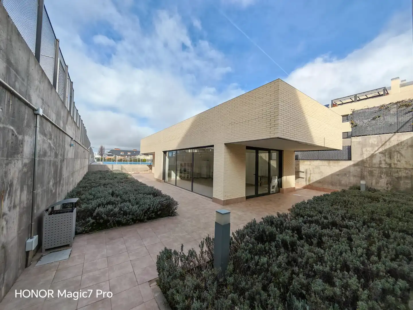 Vista exterior de Piso en venta en Boadilla del Monte con Aire acondicionado, Calefacción y Trastero