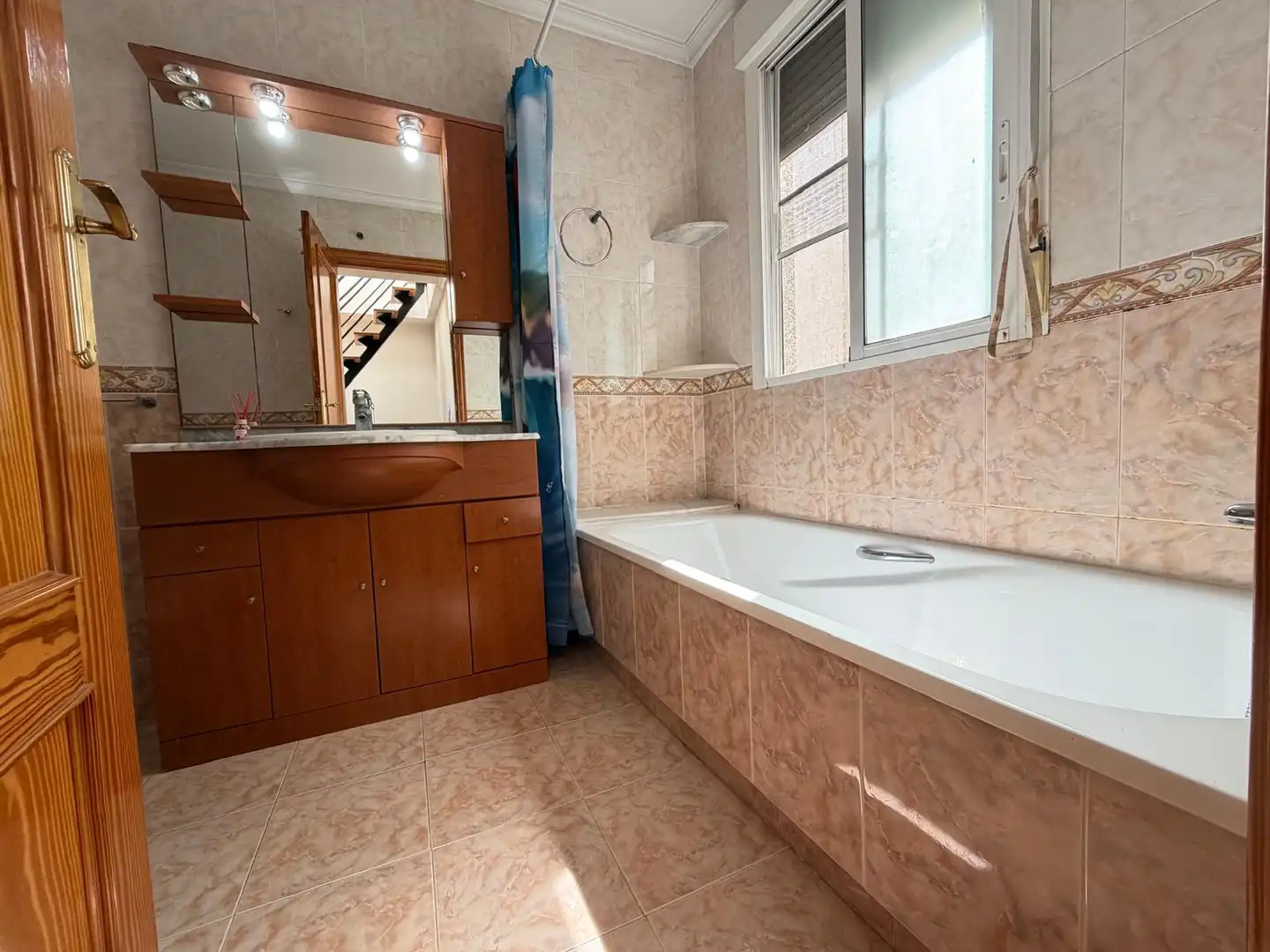 Bathroom of Houses for sale in Catral  with Air Conditioner, Terrace and Furnished