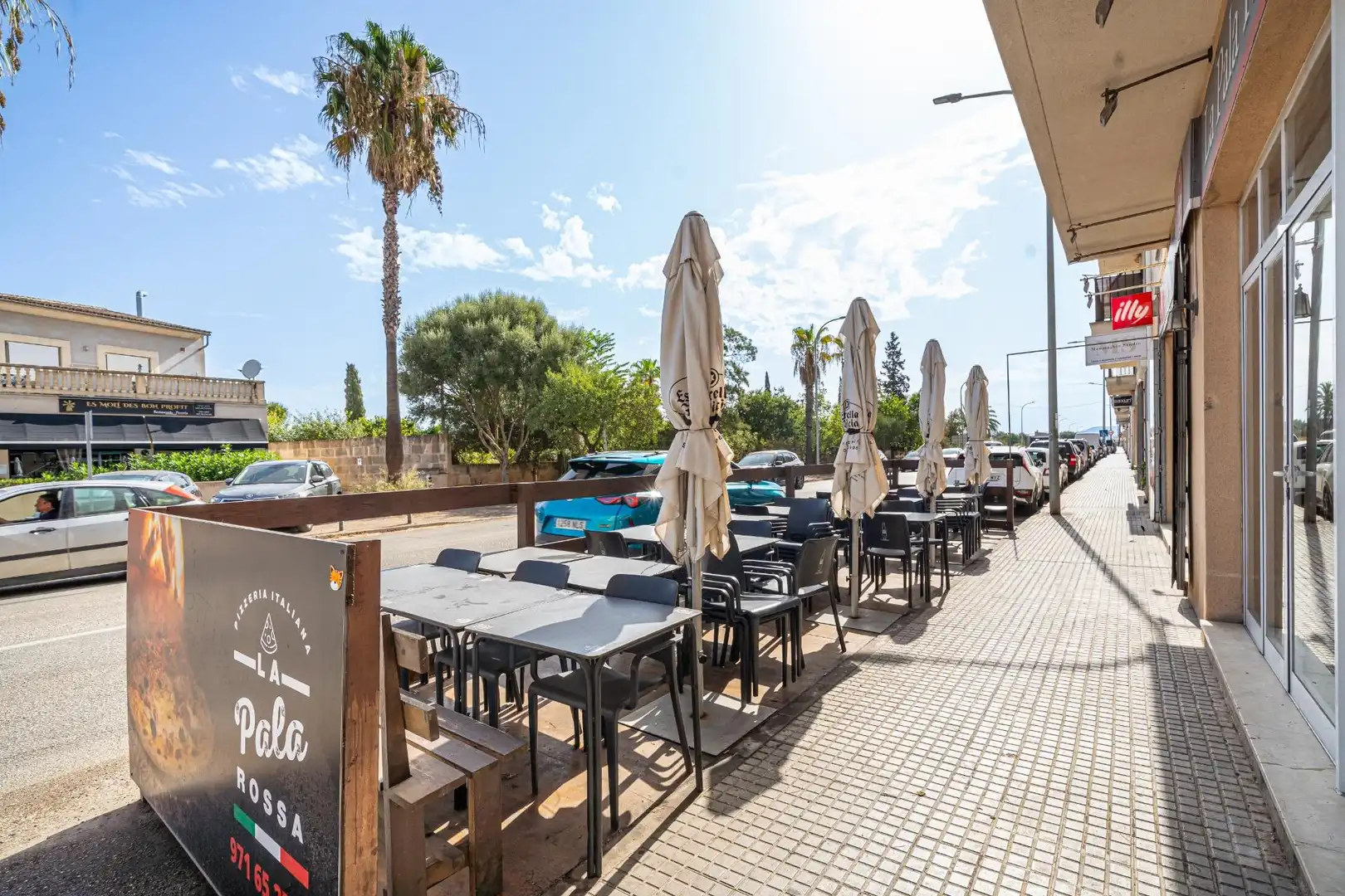 Commercial properties for rent in Campos  with Air Conditioner and Furnished