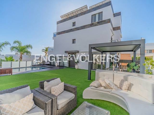 Casa-chalet en Venta en Camino del Faro, 20 en Cabo de las Huertas