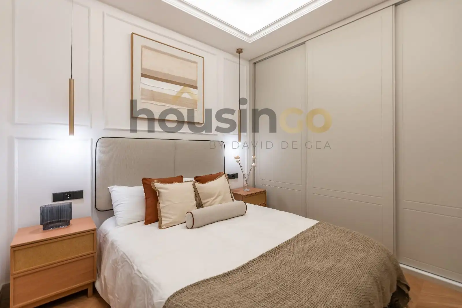 Bedroom of Flat for sale in Madrid  with Air Conditioner, Heating and Terrace