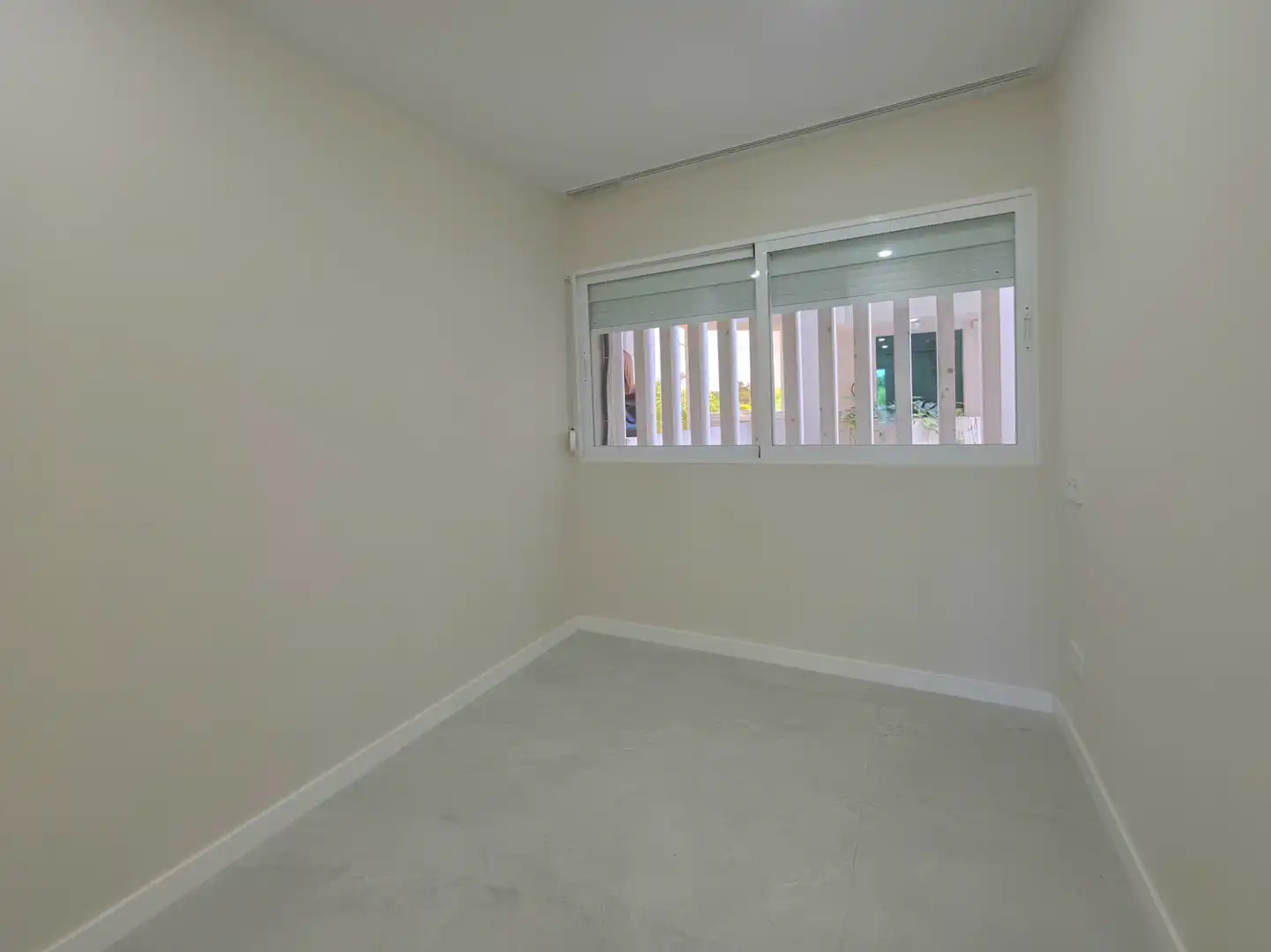 Piso con piscina en venta en Avenida Pintor Fernando Soria 12, imagen 25