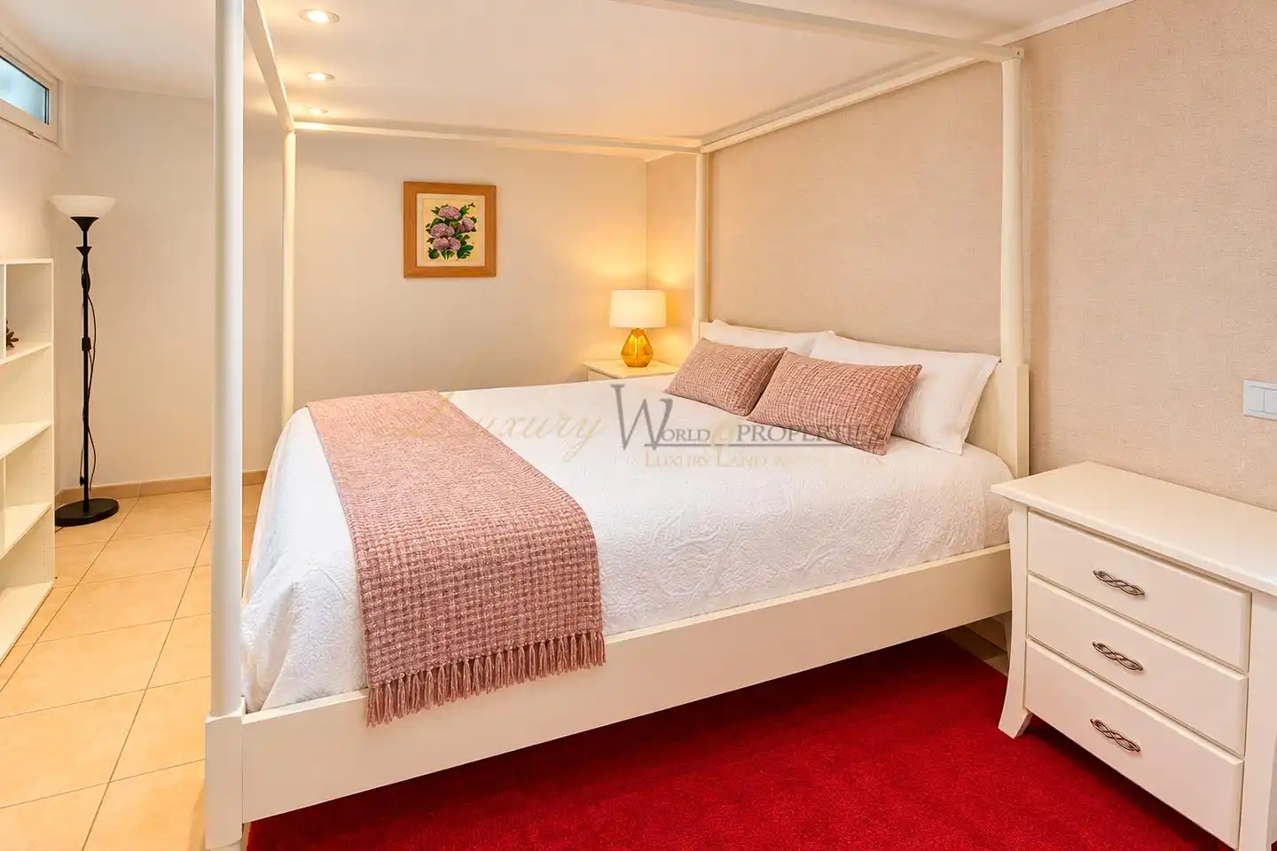 Casa con piscina en venta en Calle Beirut, imagen 18