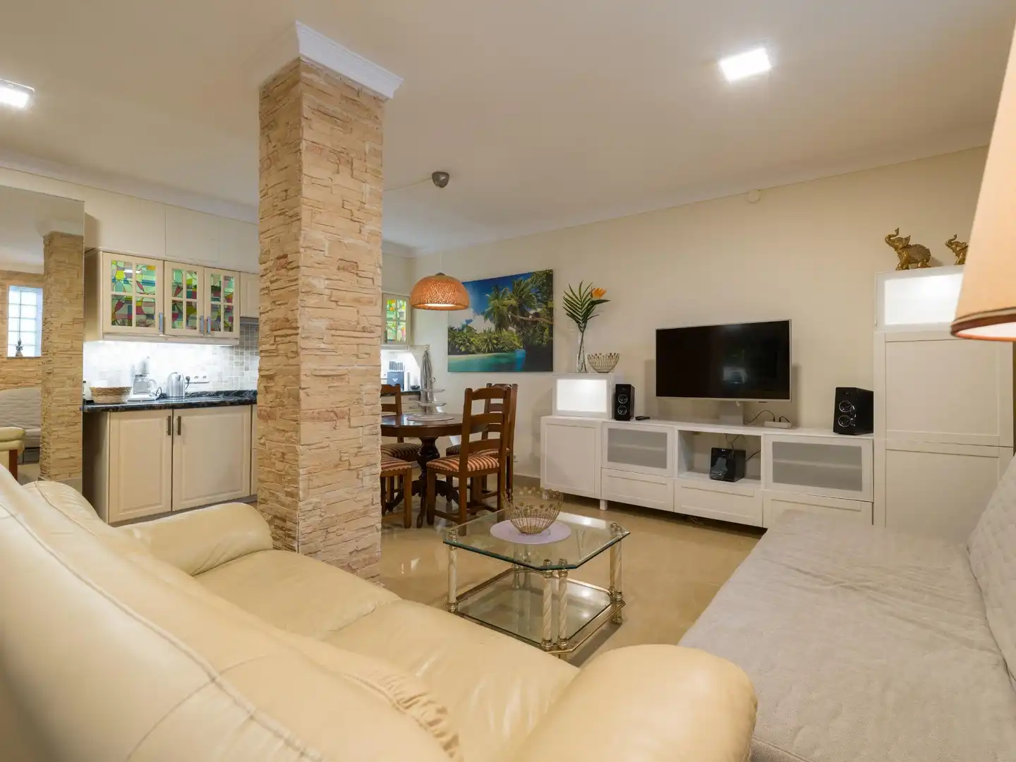 Sala de estar de Casa o chalet en venta en San Bartolomé de Tirajana con Aire acondicionado, Calefacción y Jardín privado