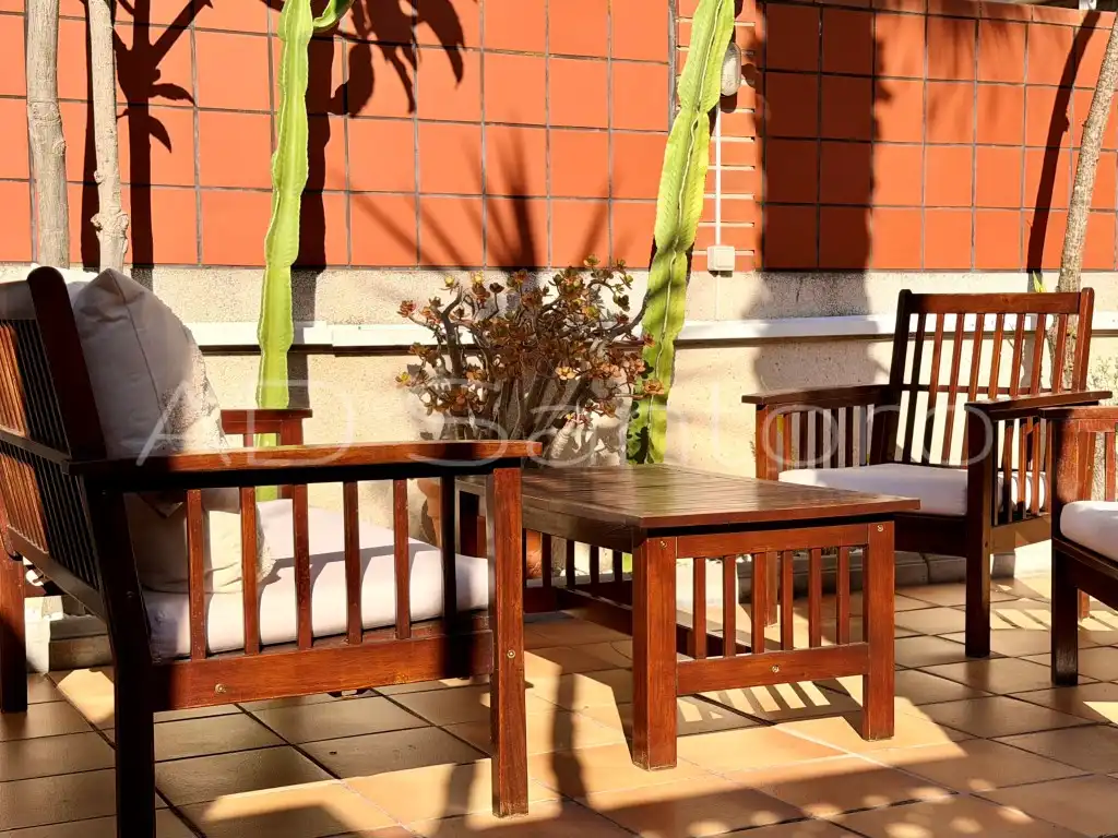 Terraza de Casa adosada en venta en Vilanova i la Geltrú
