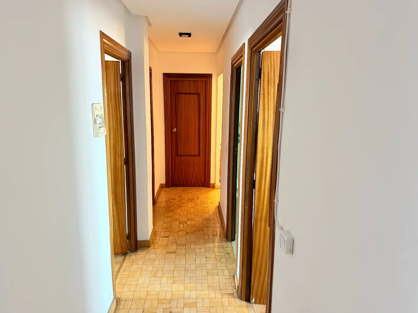 Pis en venda en León Capital  amb Calefacció, Parquet i Terrassa