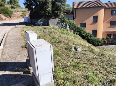 Terreno residenziale in vendita a Urbanización Serra Farret, calle Lluis Companys 31