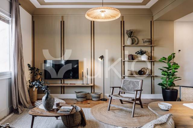 Apartamento en Alquiler en Plaza de San Juan de la Cruz en Ríos Rosas - Nuevos Ministerios