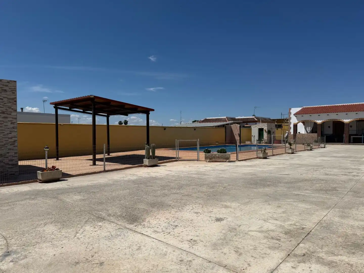 Piscina de Casa o xalet en venda en Los Palacios y Villafranca amb Piscina