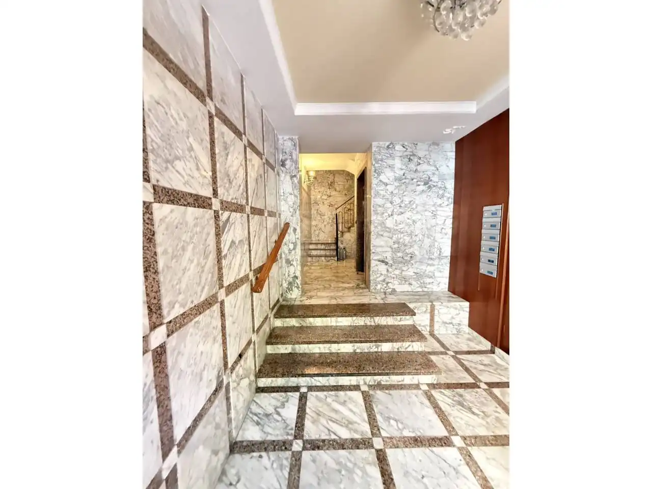 Piso en venta en Elche / Elx con Aire acondicionado, Terraza y Trastero