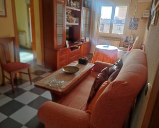 Living room of Flat for sale in Valladolid Capital  with Air Conditioner, Heating and Storage room