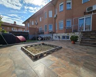 Garden of Single-family semi-detached for sale in Alcalá de Henares  with Air Conditioner, Furnished and Community pool