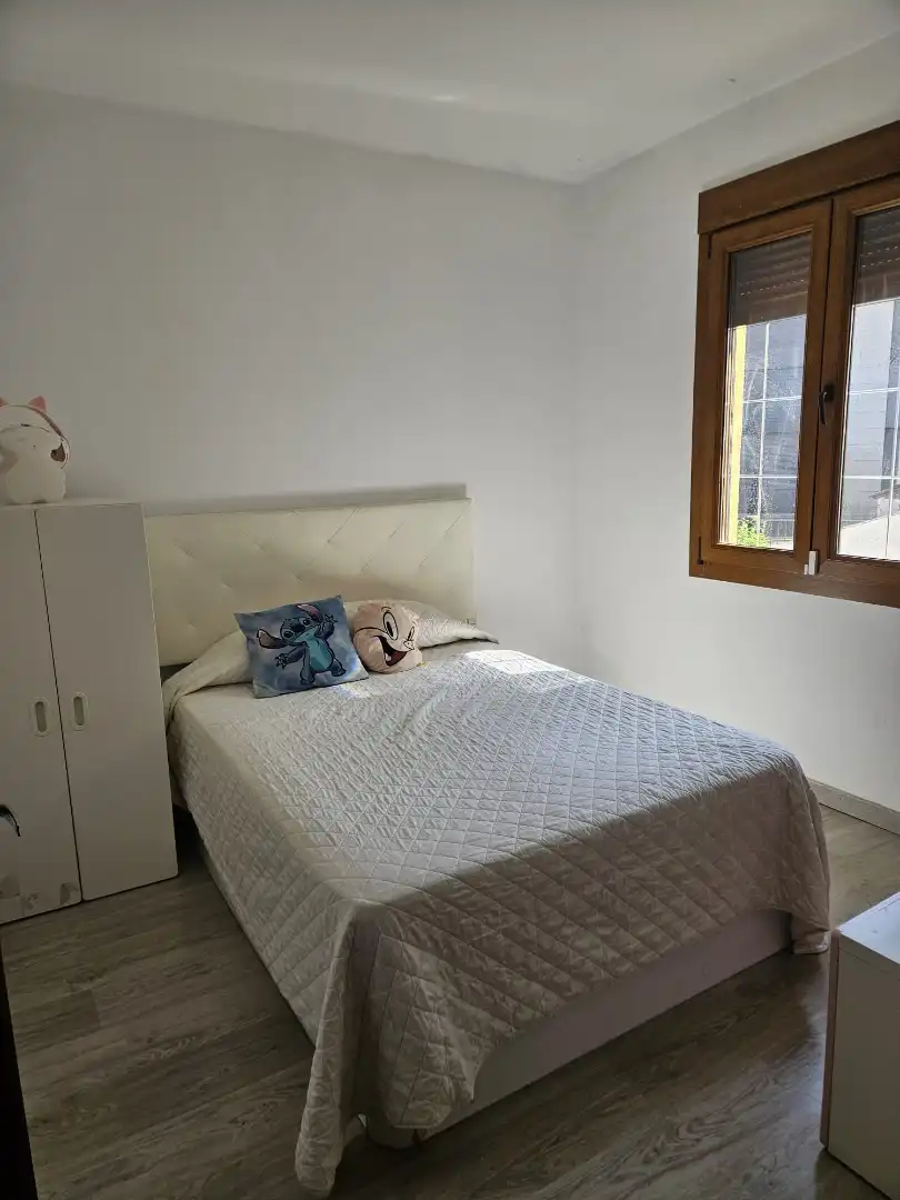 Habitación de Casa o chalet en venta en Vigo  con Amueblado