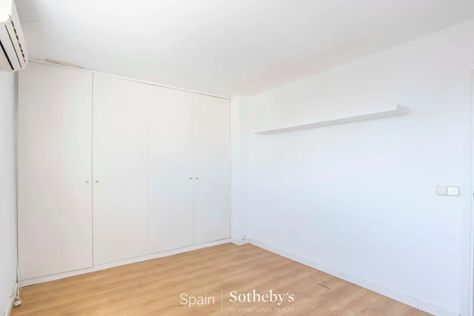 Bedroom of Attic for sale in Madrid  with Air Conditioner, Heating and Terrace