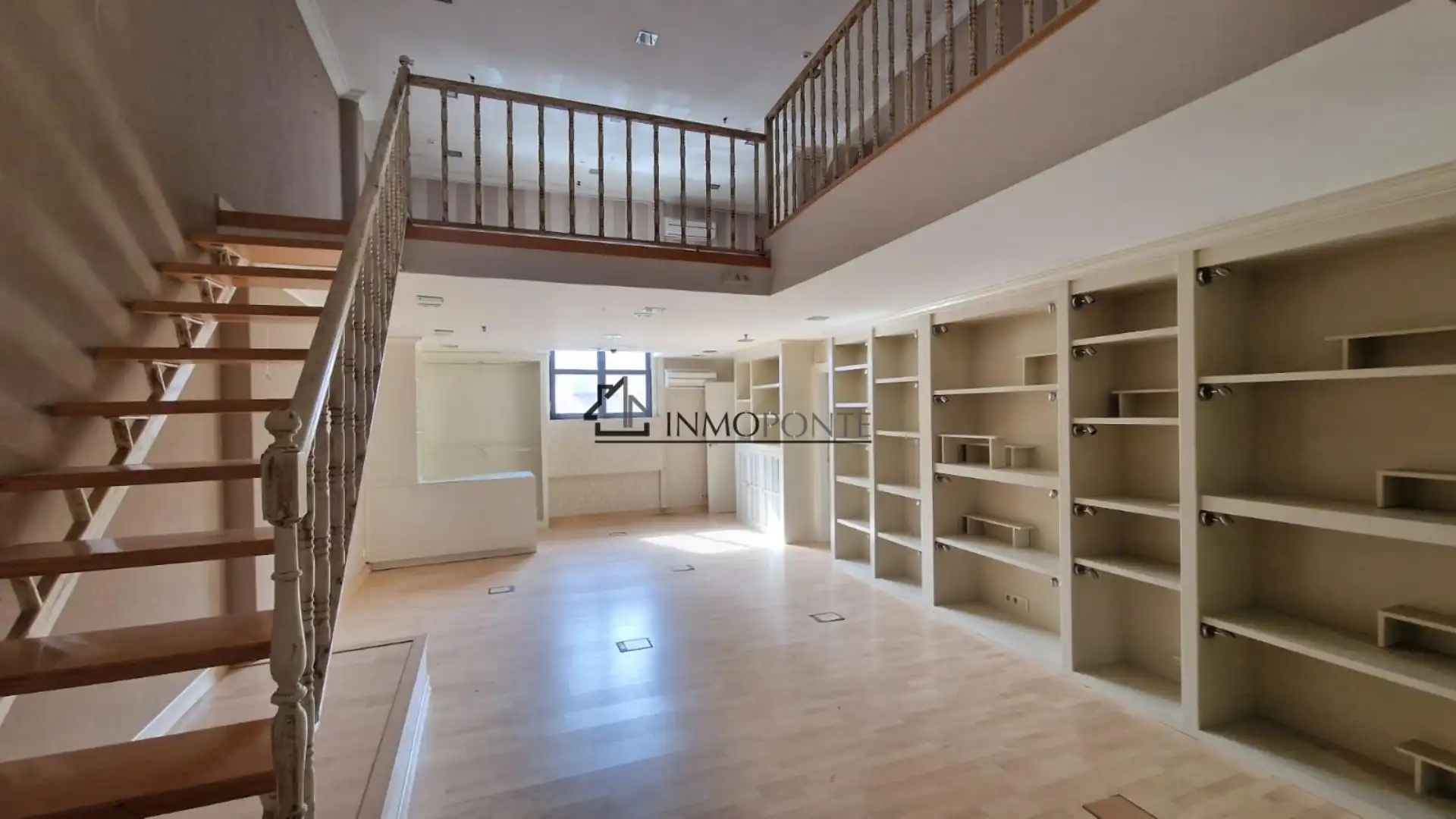 Local en venta en Poio
