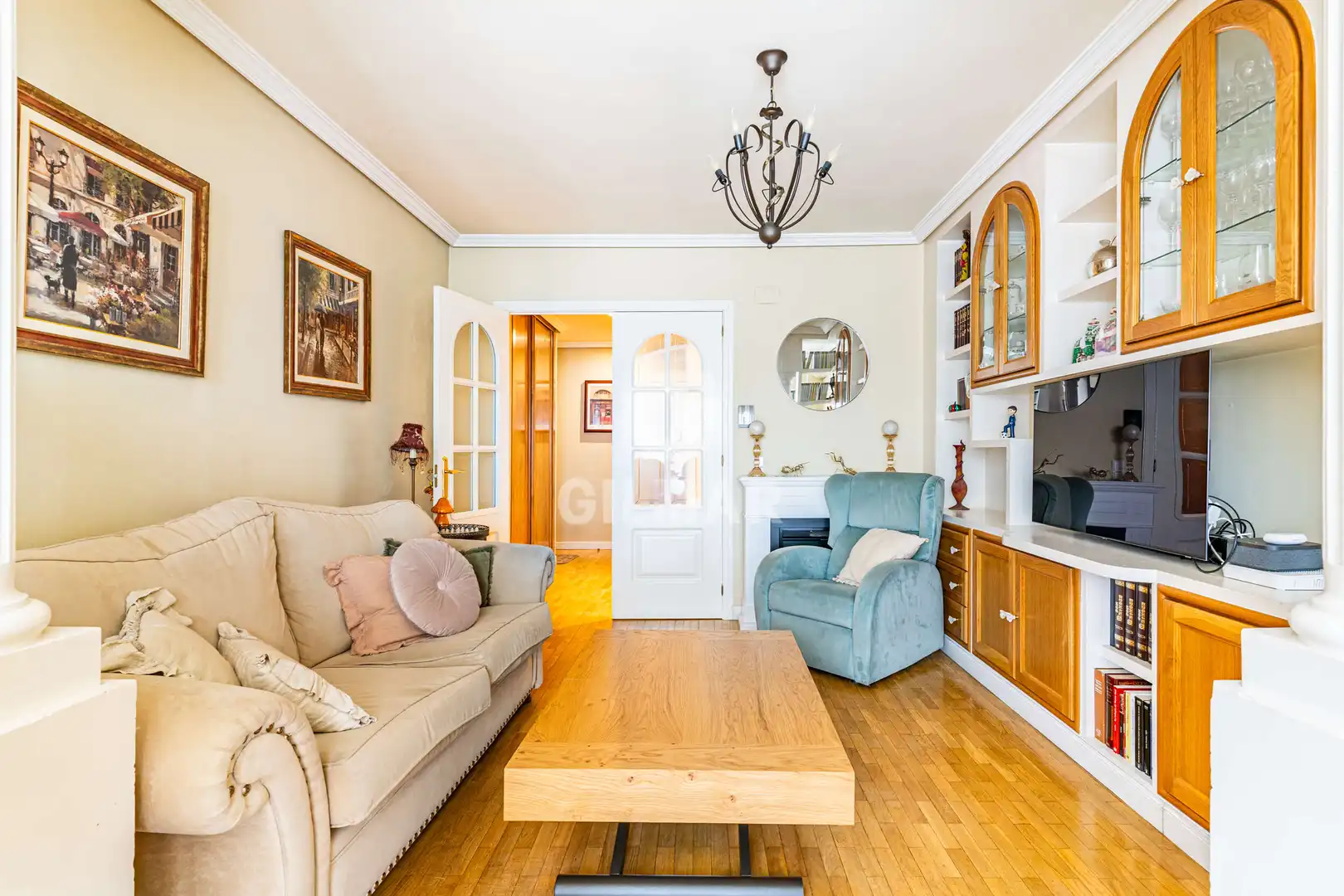 Living room of Flat for sale in Madrid  with Heating, Private garden and Storage room
