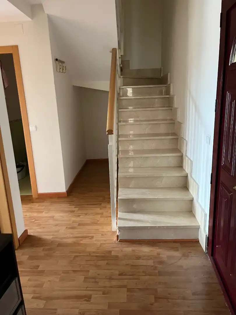 Dúplex en venta en Monfarracinos con Calefacción, Trastero y Balcón