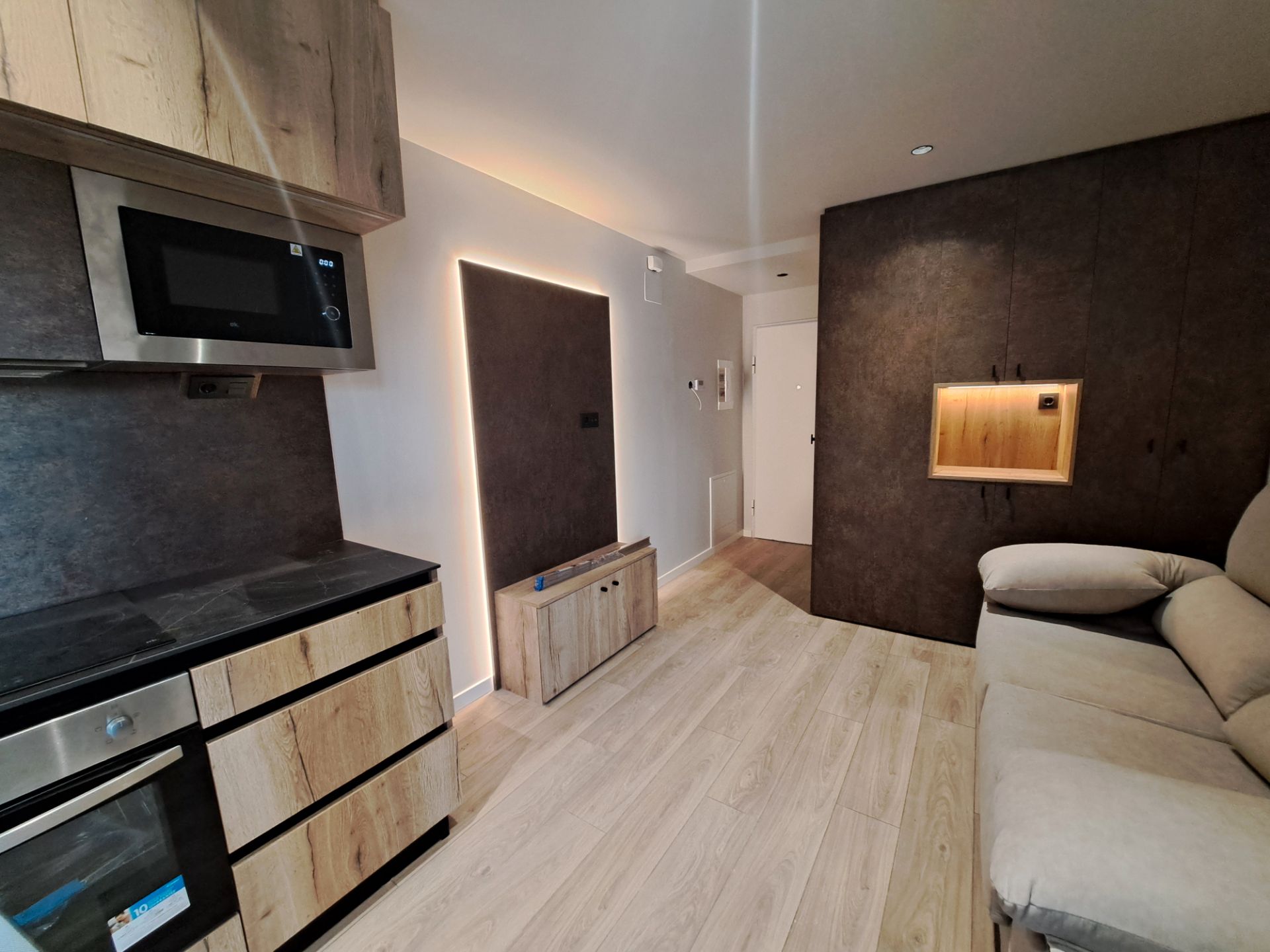 Sala d'estar de Apartament de lloguer en León Capital  amb Moblat, Forn i Rentadora