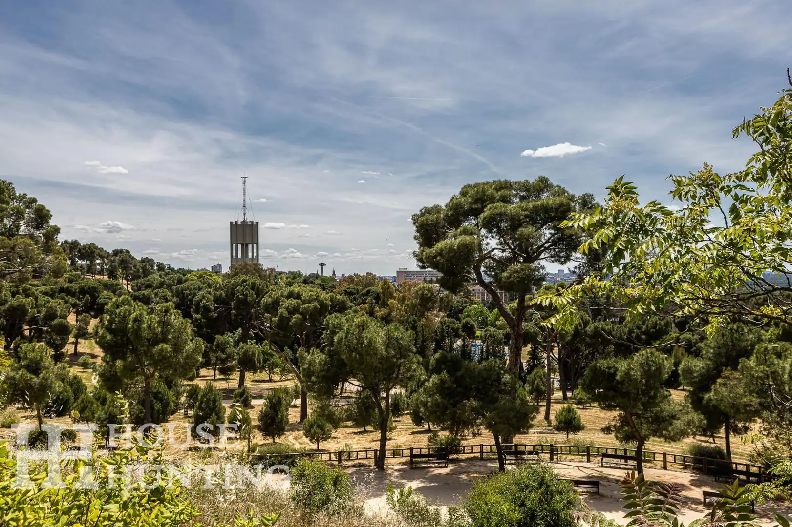 Vista exterior de Piso en venta en Madrid con Aire acondicionado, Calefacción y Parquet
