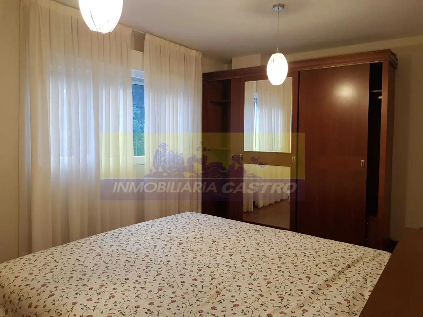 Schlafzimmer von Wohnung zur Miete in Castro-Urdiales mit Möbliert