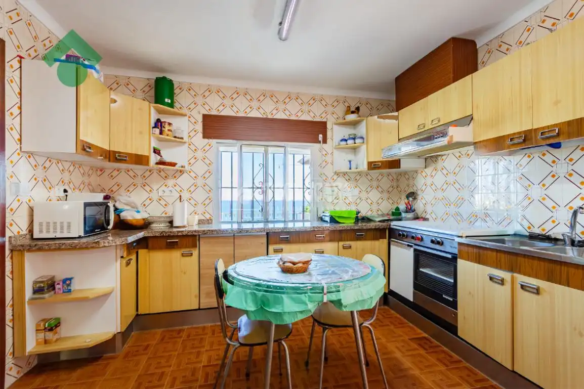 Kitchen of Detached homes for sale in Vélez-Málaga