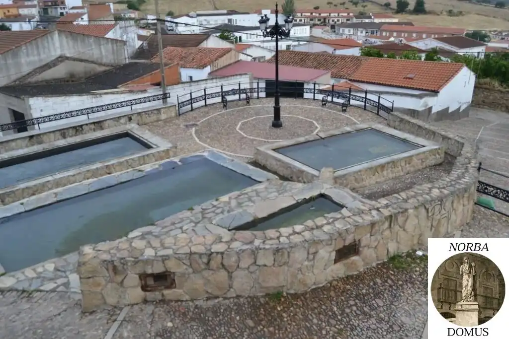 Exterior view of Country homes for sale in Talaván  with Air Conditioner, Heating and Furnished
