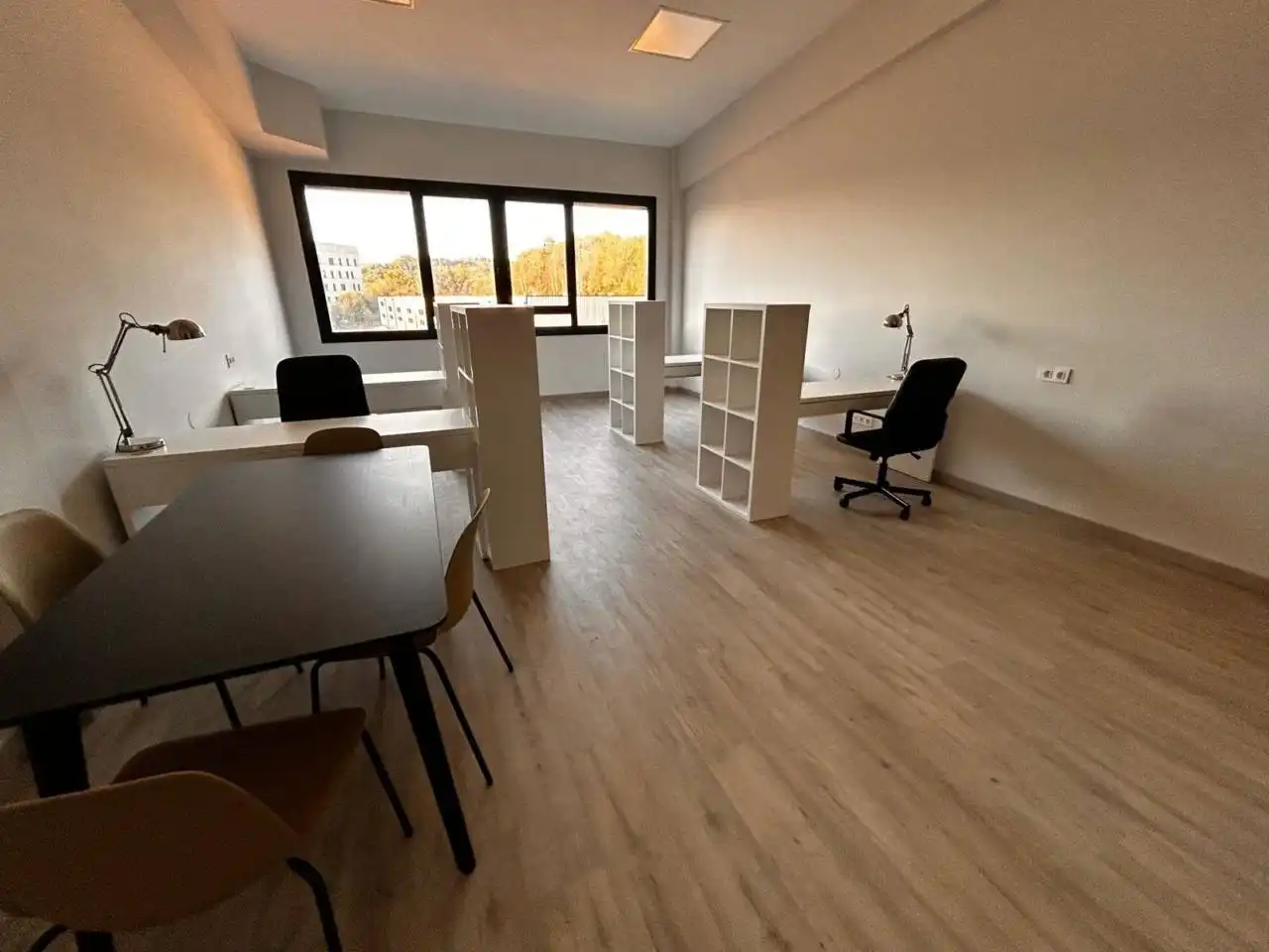 Oficina de alquiler en Martutene