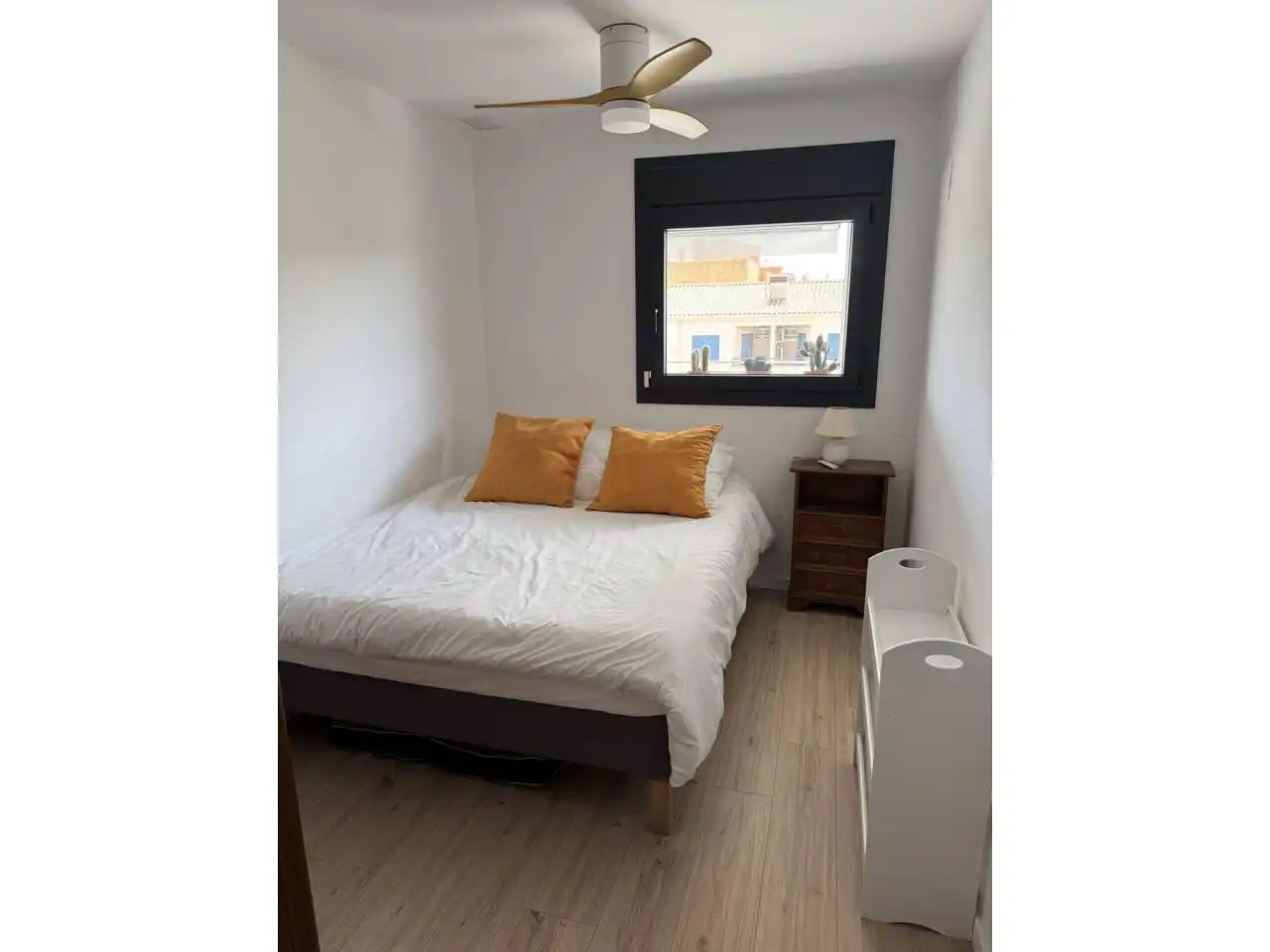 Bedroom of Flat for rent in Cubelles  with Air Conditioner, Heating and Parquet flooring