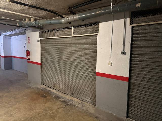 Garaje en Venta en Centre
