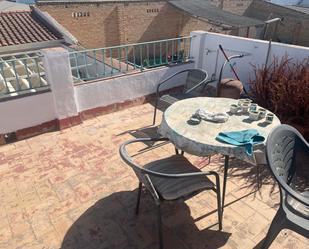 Terrassa de Casa adosada en venda en Albaida del Aljarafe amb Aire condicionat, Jardí privat i Traster