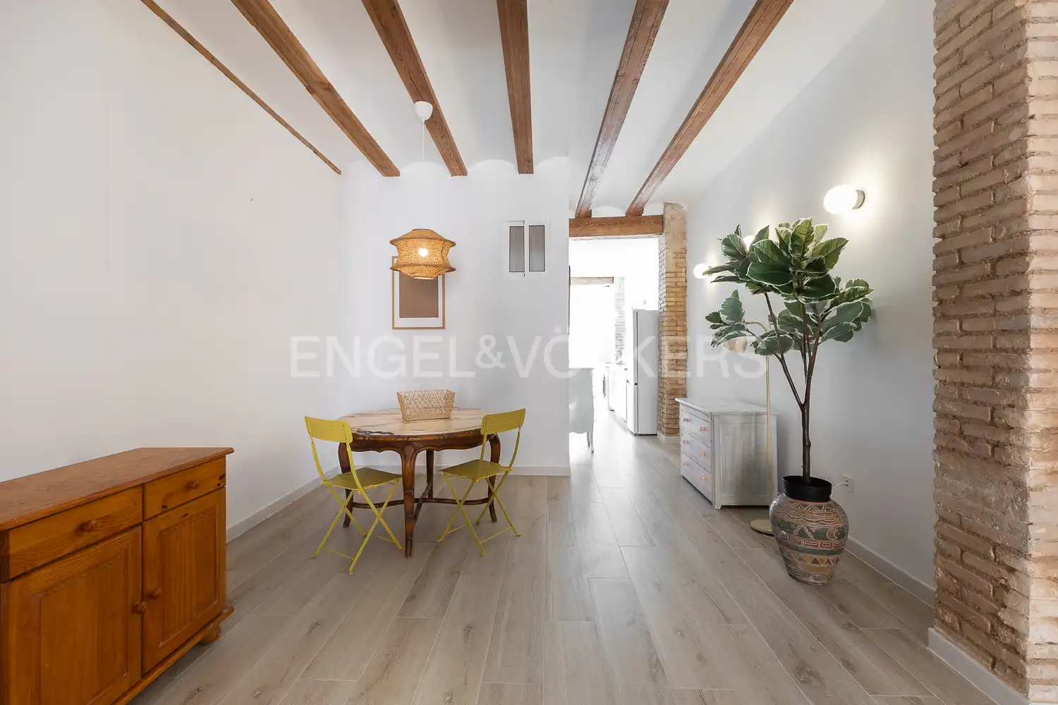 Sala d'estar de Pis de lloguer en Valencia amb Aire condicionat, Calefacció i Parquet