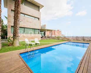 Vista exterior de Casa o xalet en venda en  Barcelona Capital amb Aire condicionat, Terrassa i Piscina