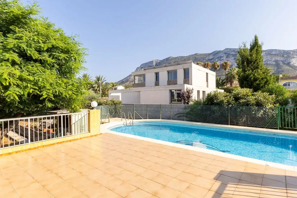 Detached house for sale in Carrer Altair, imagen 3