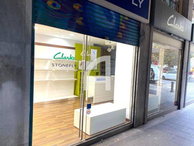 Local comercial en Alquiler en Nou en Centre - Barri Vell