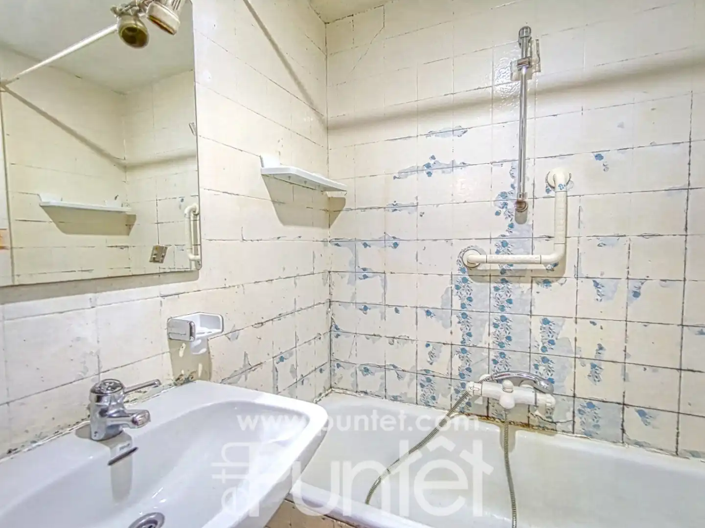 Bany de Apartament en venda en Vielha e Mijaran amb Calefacció