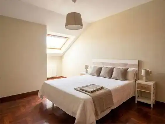 Habitación de Dúplex en venta en A Coruña Capital 