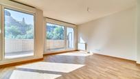 Sala d'estar de Casa adosada en venda en Lerín amb Calefacció, Terrassa i Traster
