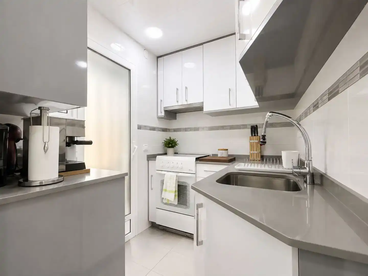Cocina de Piso en venta en Rubí con Aire acondicionado, Jardín privado y Amueblado