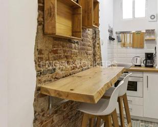 Cuina de Apartament de lloguer en  Madrid Capital amb Aire condicionat, Calefacció i Moblat